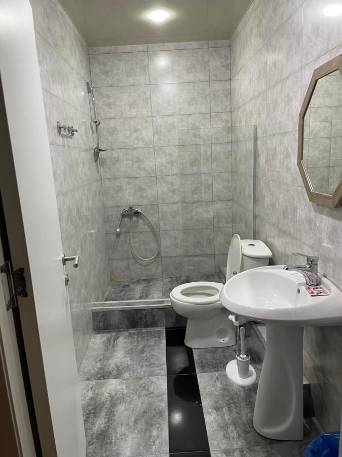 Hotel Era Тбілісі Екстер'єр фото